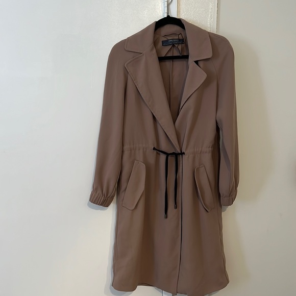 Zara Coat - Picture 1 of 6